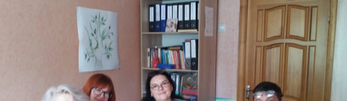 «Секреты семейного счастья» ( содействие в формировании традиционных семейных ценностей)