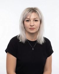 Клевцова